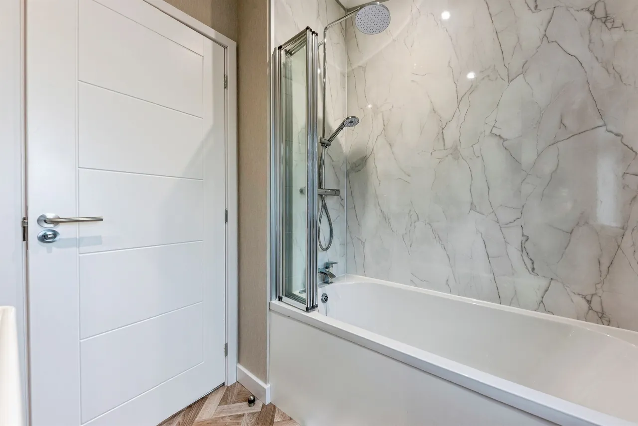 Cliff Lane, Marston, NG32, photo 13