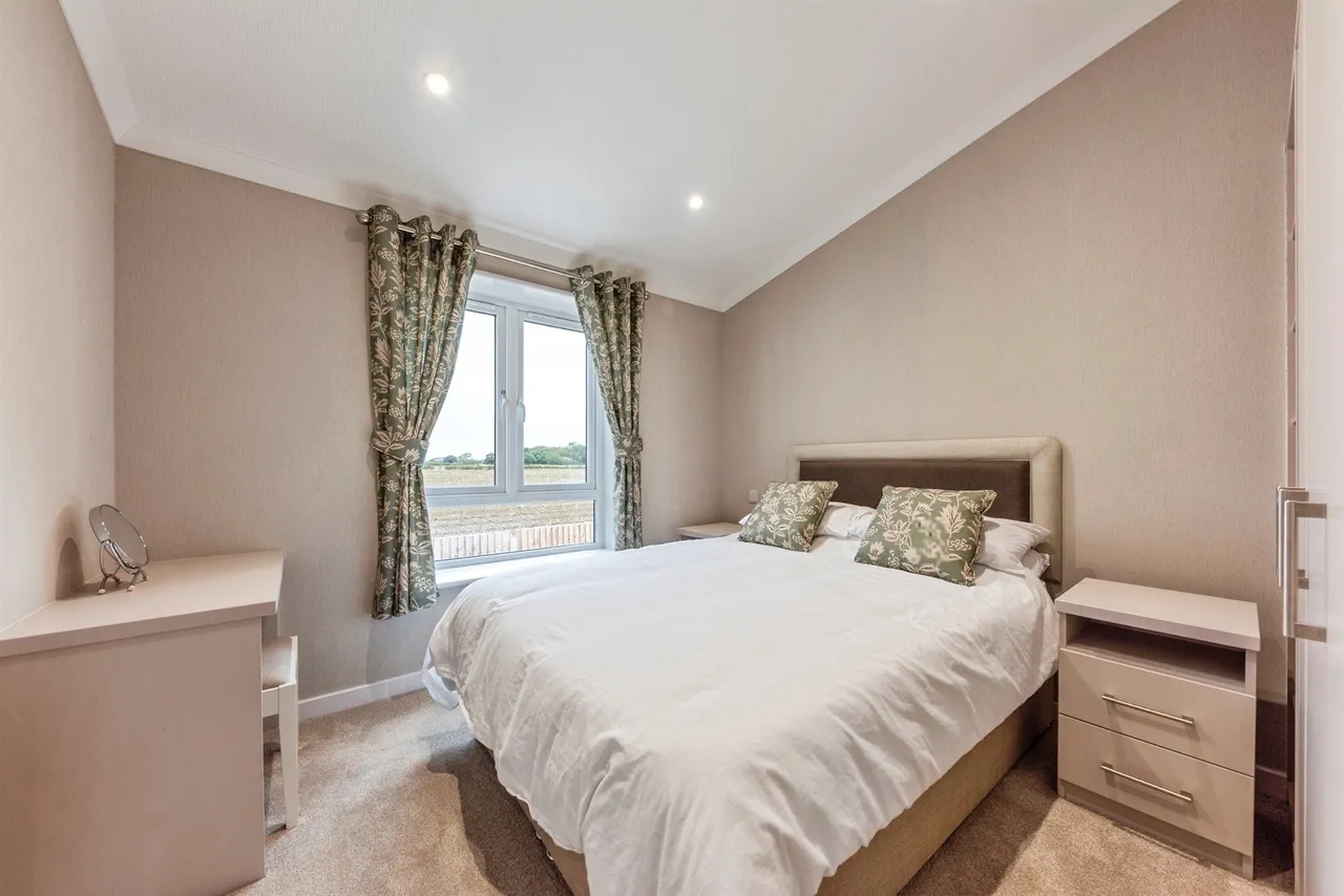 Cliff Lane, Marston, NG32, photo 7