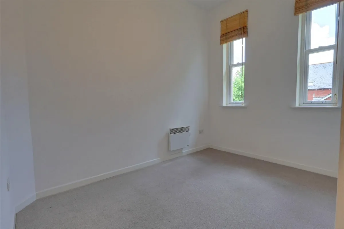 Huckley Field, Abbeymead, GL4, photo 10