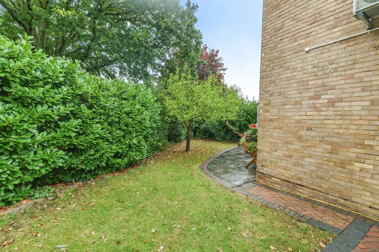 Welbeck Close, Burgess Hill, RH15, photo 17