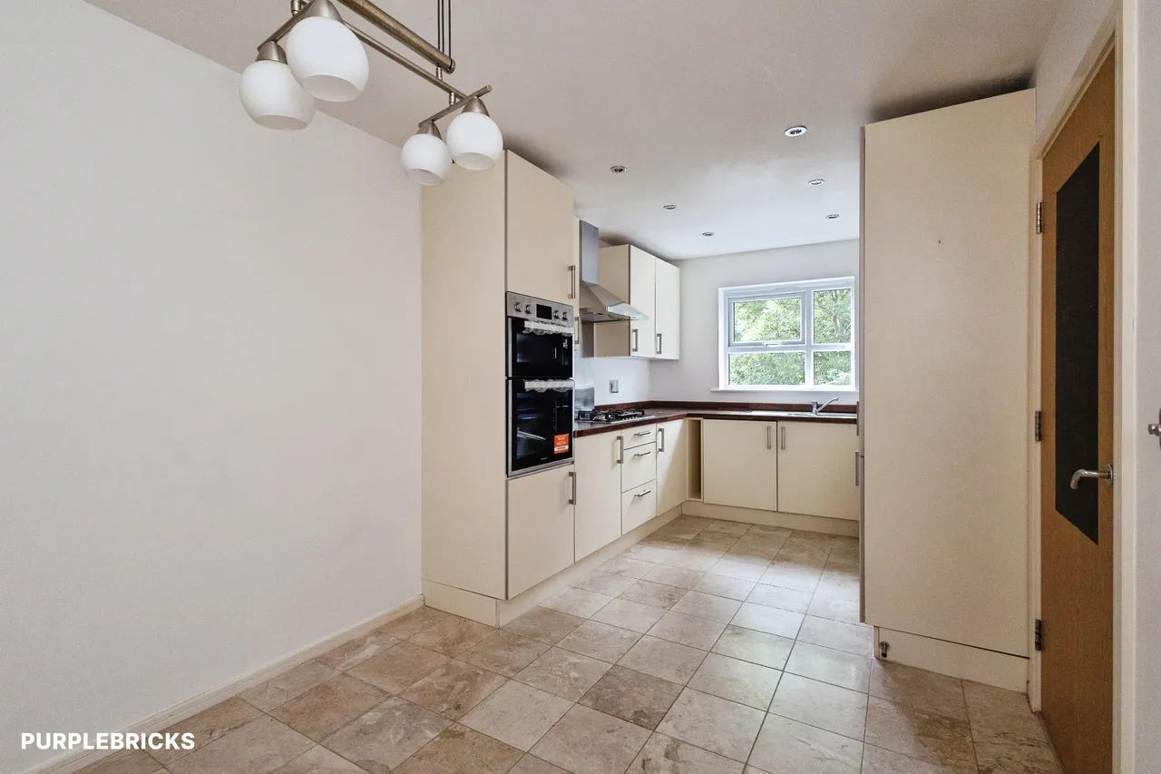 Lower Broughton Road, Salford, M7, photo 5