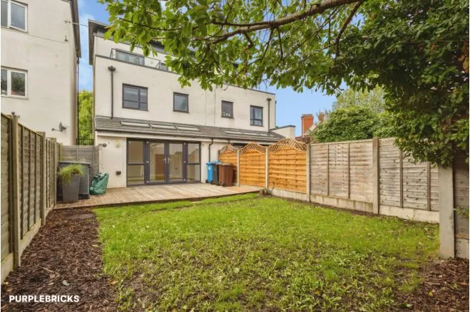 Lower Broughton Road, Salford, M7, photo 11