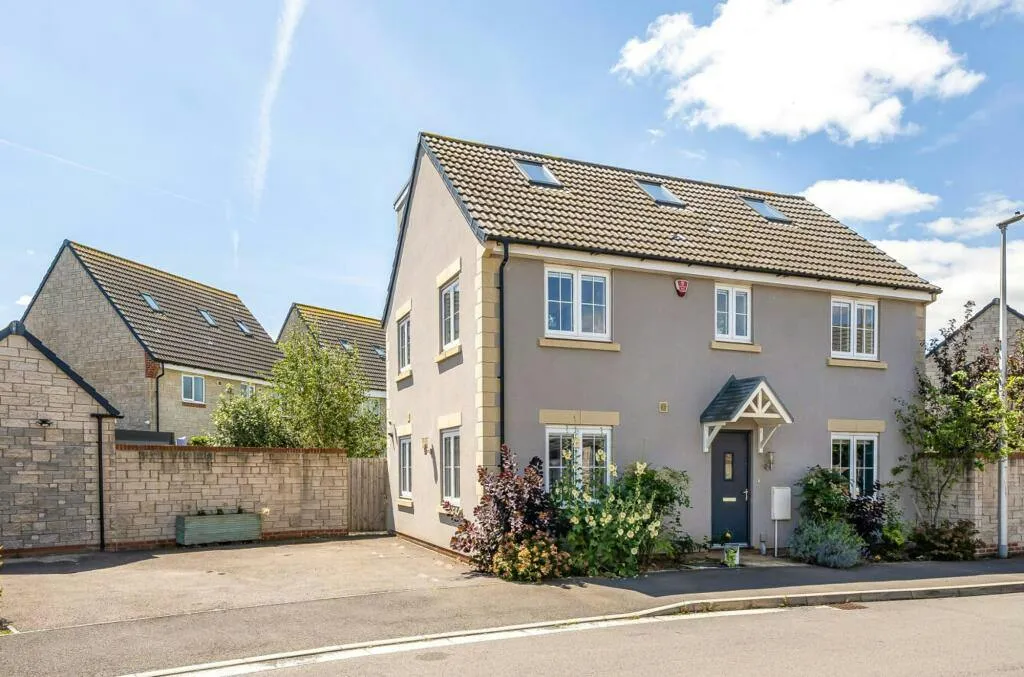 6 bed house for sale — Colliers Gardens, Backwell, BS48