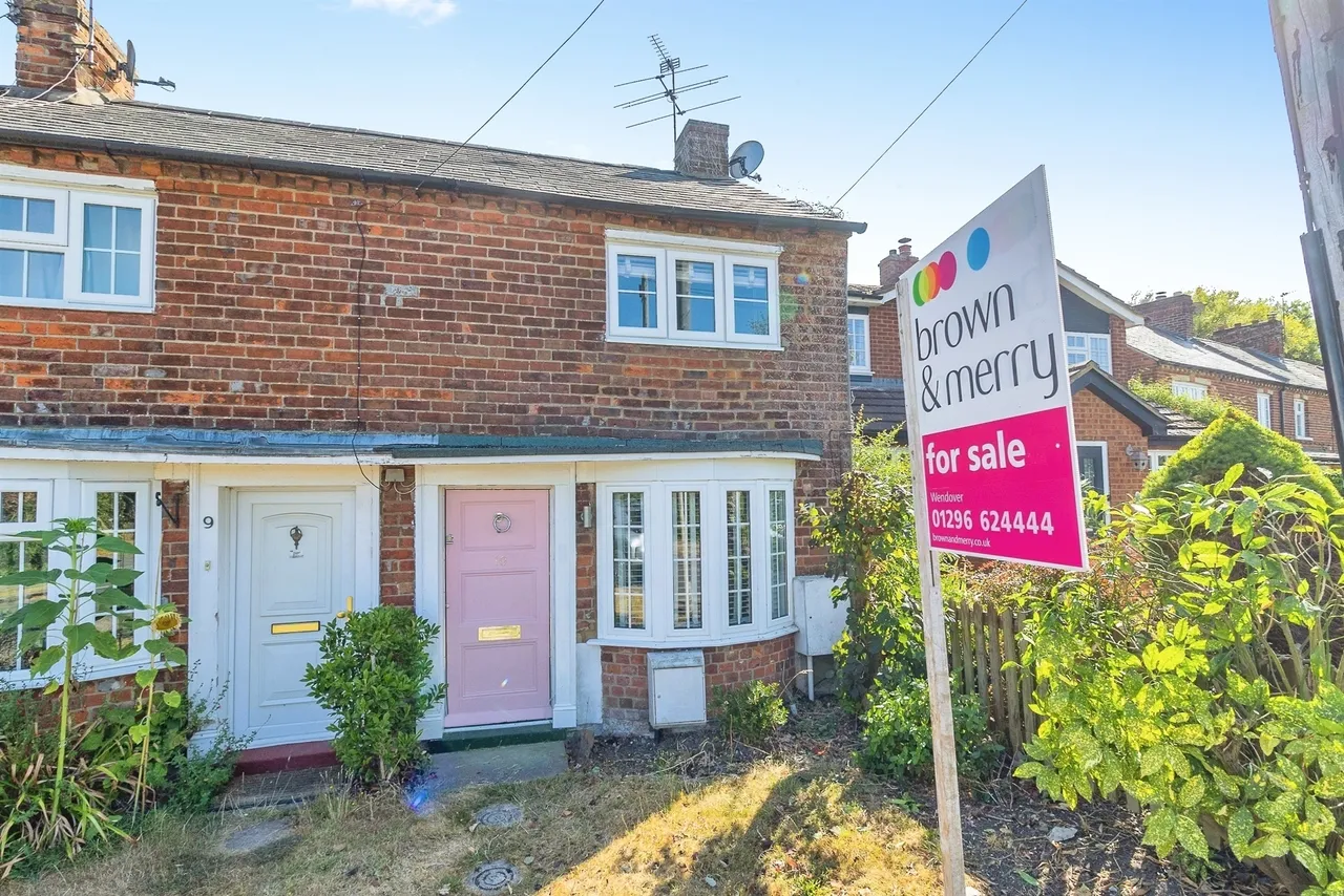 2 bed character property for sale — Chalkshire Cottages, Butlers Cross, Aylesbury