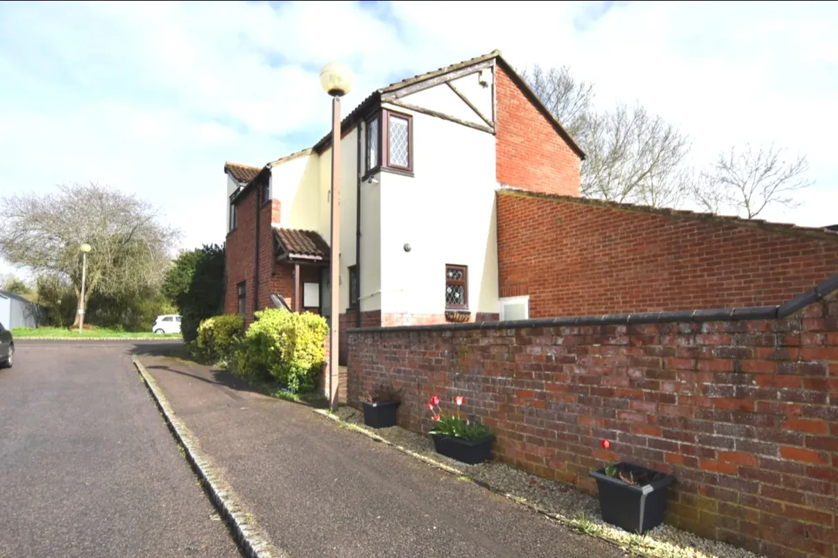 Nursery Gardens, Bradwell, Milton Keynes, Buckinghamshire, MK13 9HU, photo 32