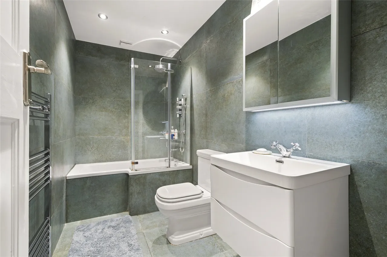 St. Andrew's Road, Surbiton, KT6, photo 6