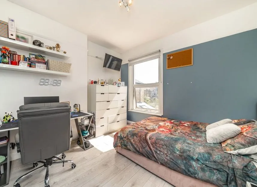 Pendle Road, Furzedown, SW16, photo 8