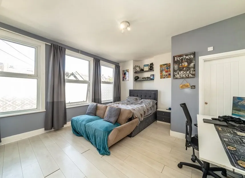 Pendle Road, Furzedown, SW16, photo 5