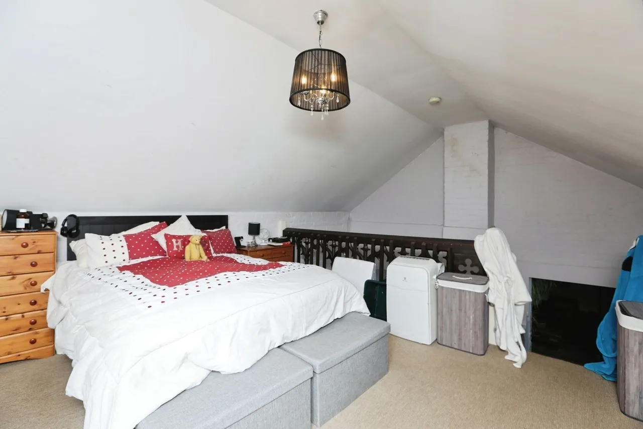 Lower Road, Teynham, Sittingbourne, Kent, ME9, photo 4