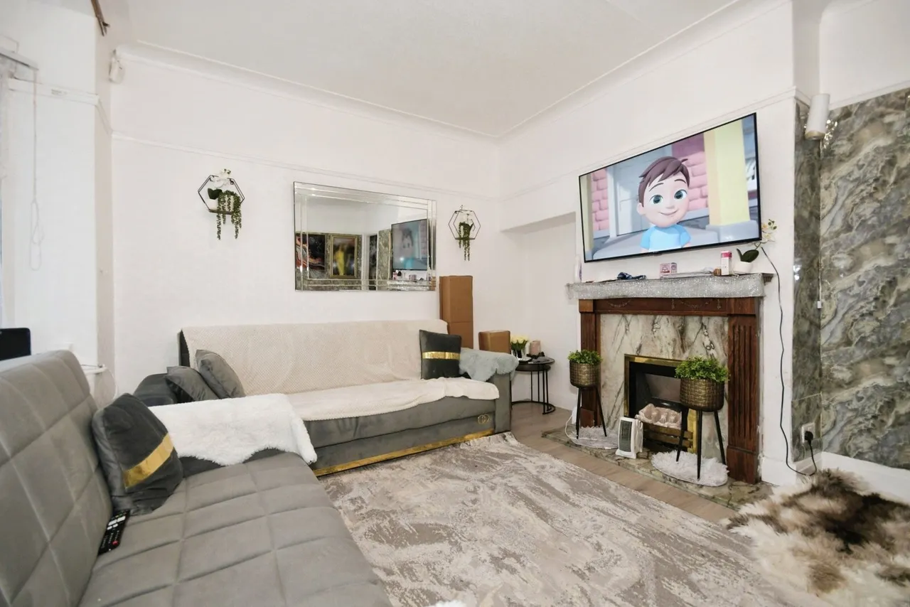 Vickers Road, Sheffield, S5, photo 2