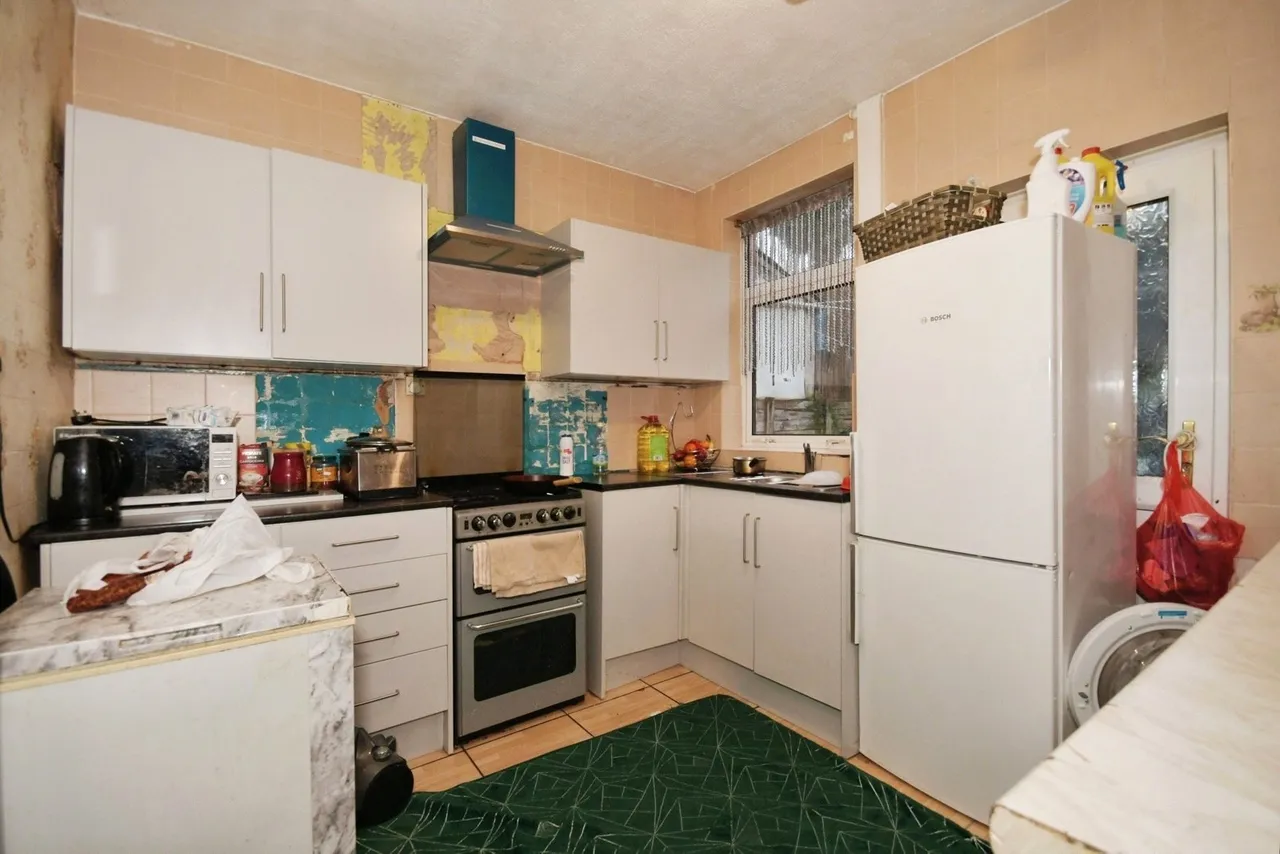 Vickers Road, Sheffield, S5, photo 4