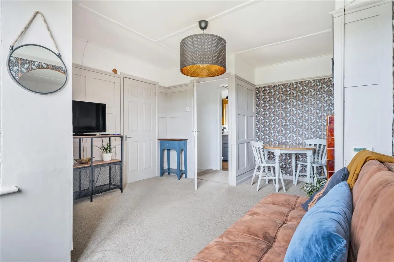 Chywoone Avenue, Newlyn, TR18, photo 7