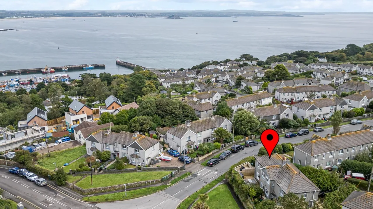 Chywoone Avenue, Newlyn, TR18, photo 16