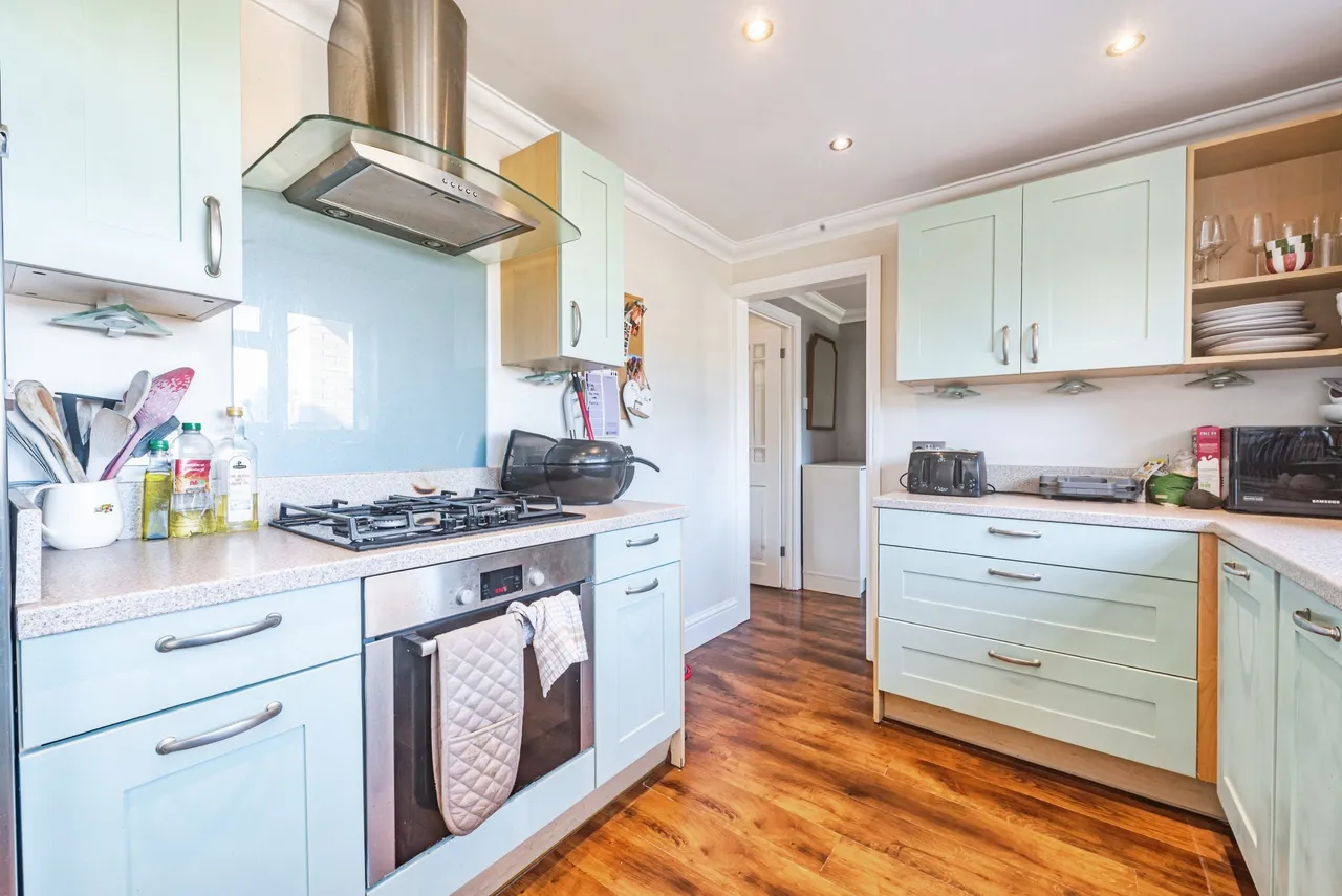 Derwent Road, Basingstoke, RG22, photo 10