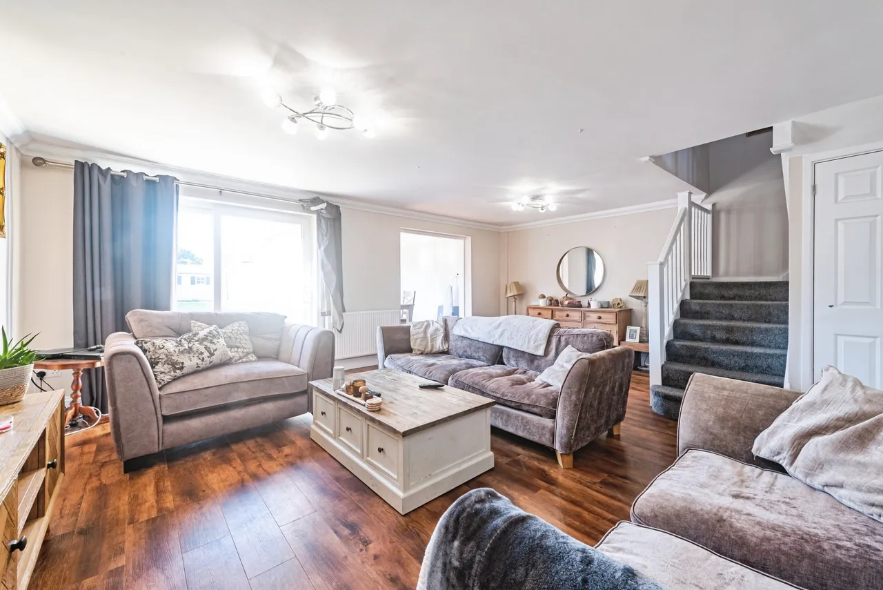 3 bed house for sale, Derwent Road, Basingstoke, RG22