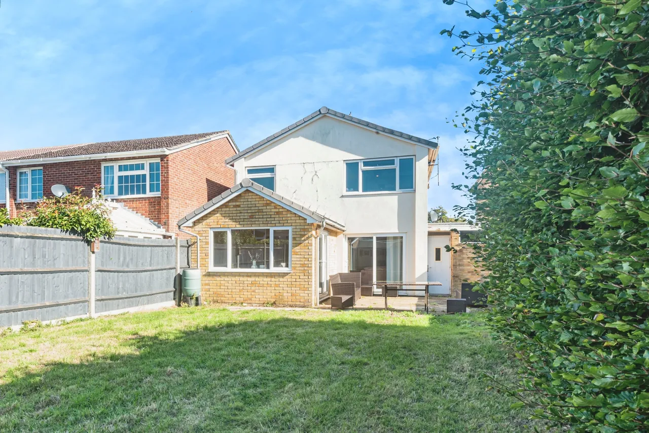 Derwent Road, Basingstoke, RG22, photo 3