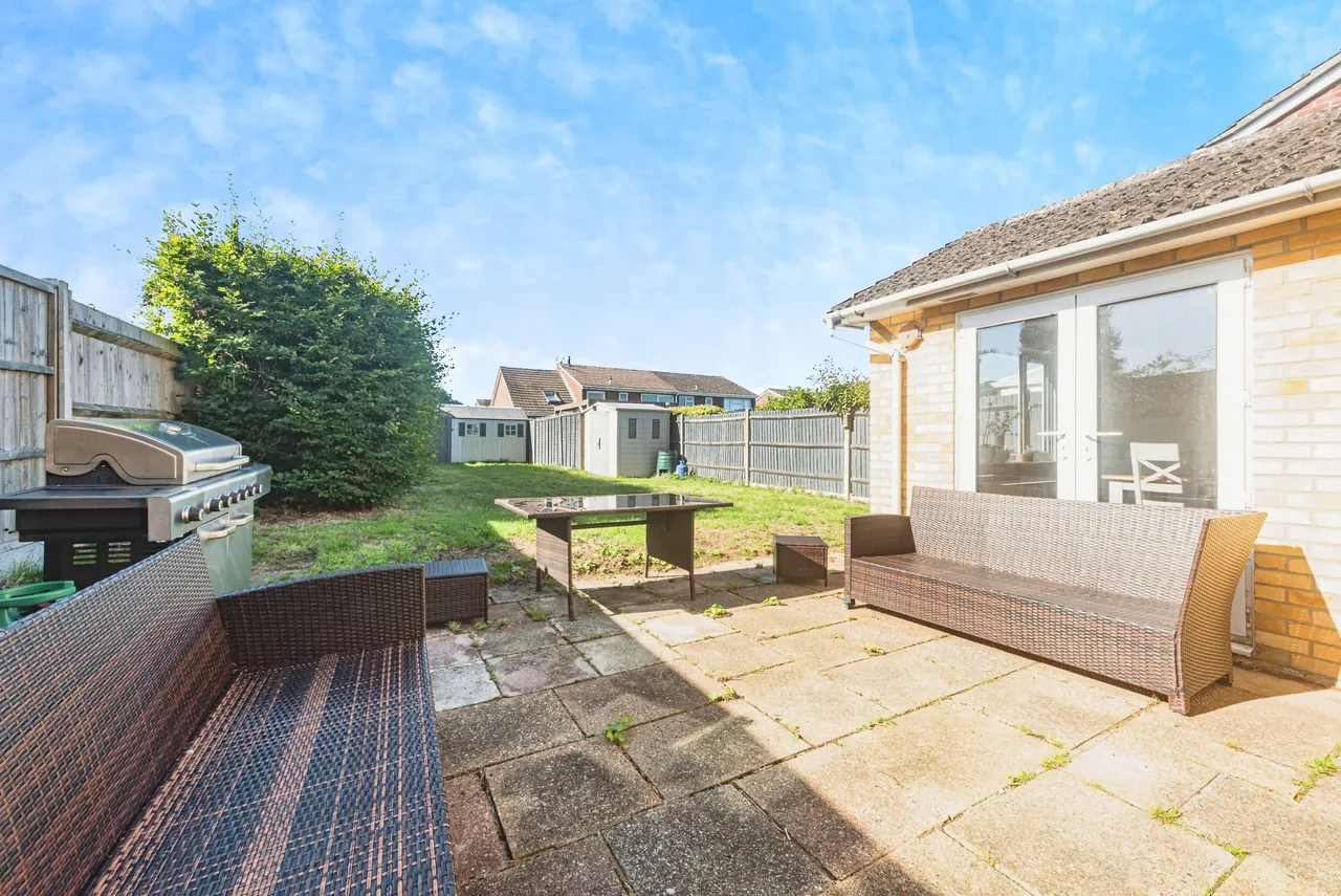 Derwent Road, Basingstoke, RG22, photo 4