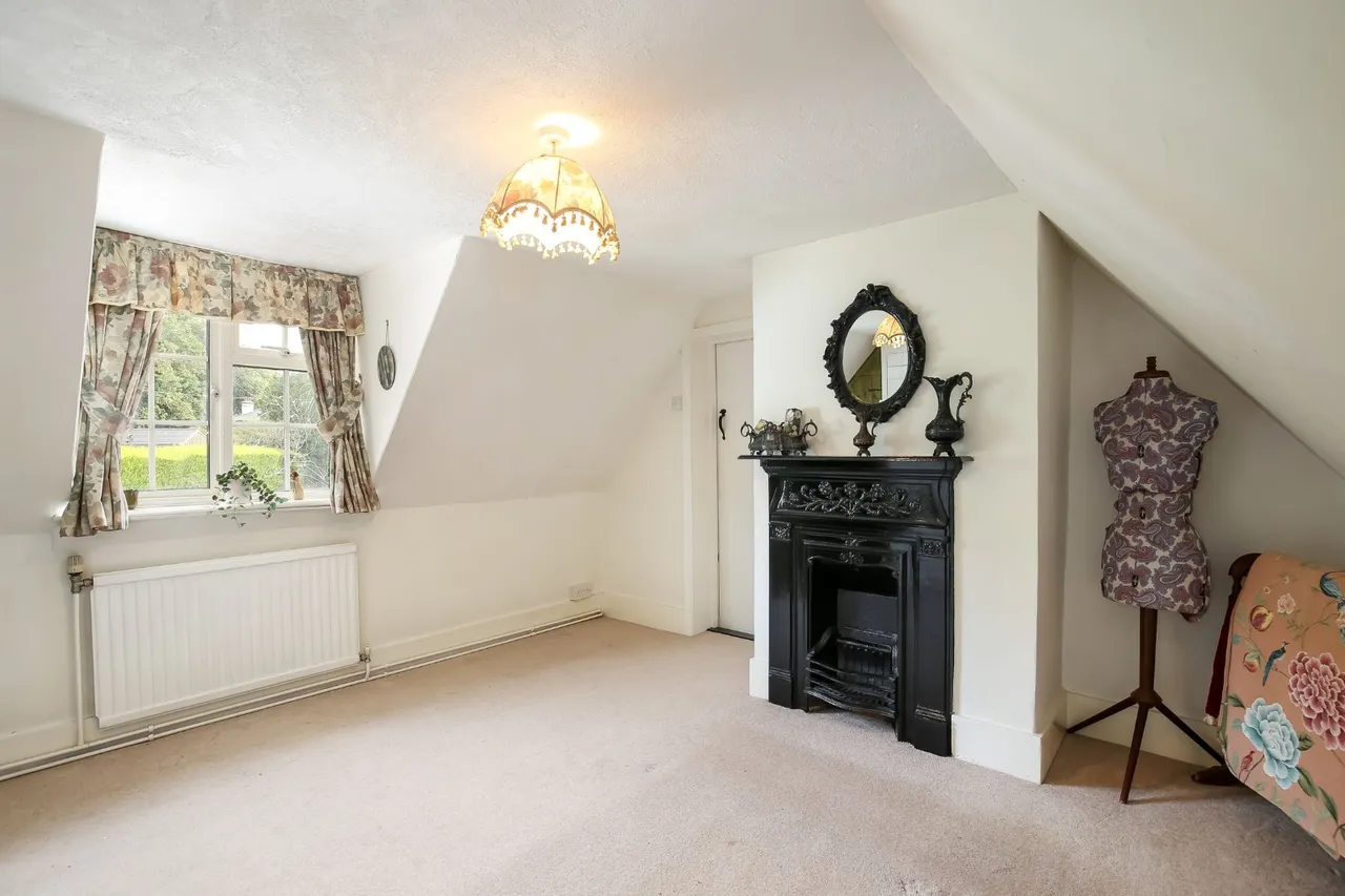 The Green, Alderbury, Salisbury, Wiltshire, SP5 3AW, photo 10