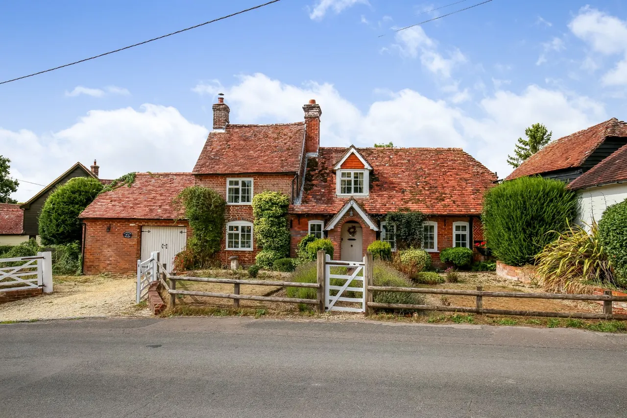 The Green, Alderbury, Salisbury, Wiltshire, SP5 3AW, photo 15
