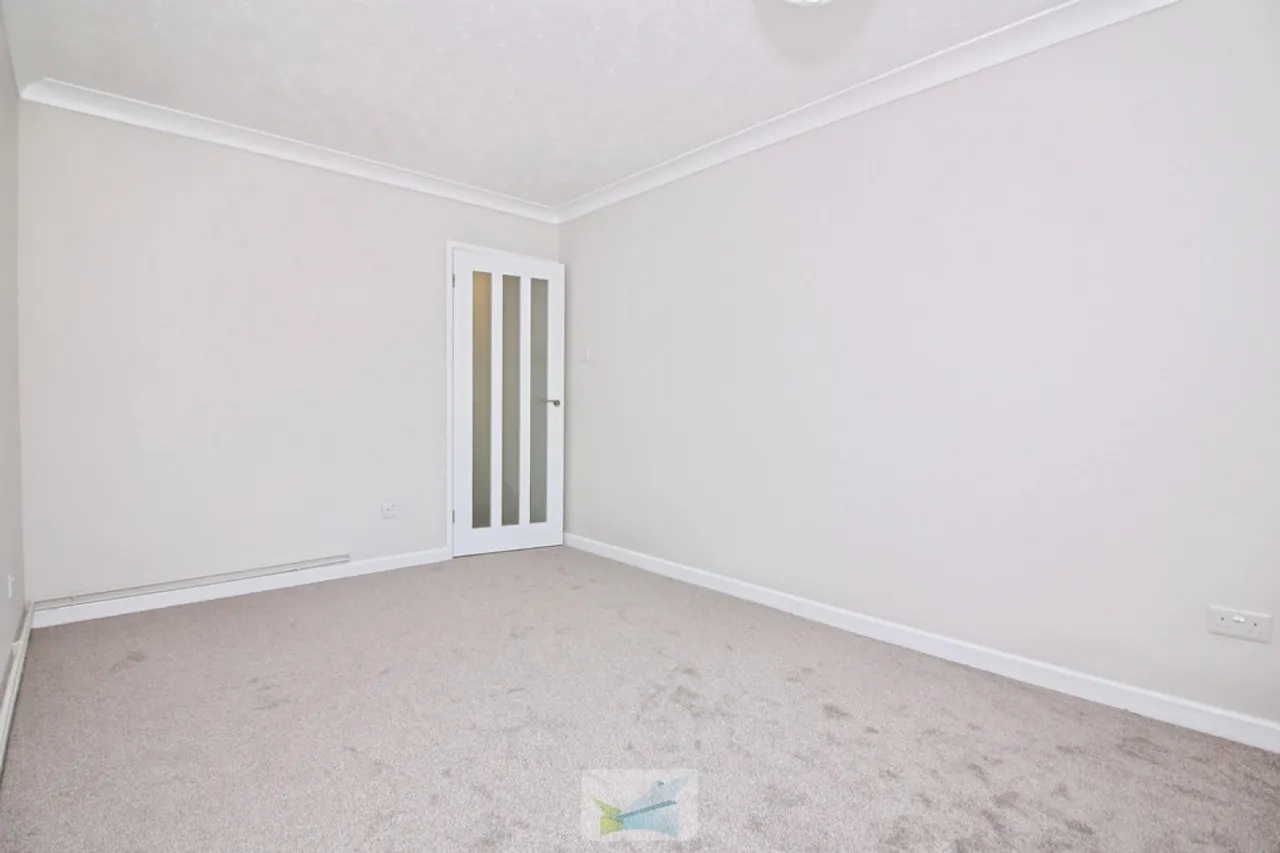 Waterford Road, BH23, photo 12