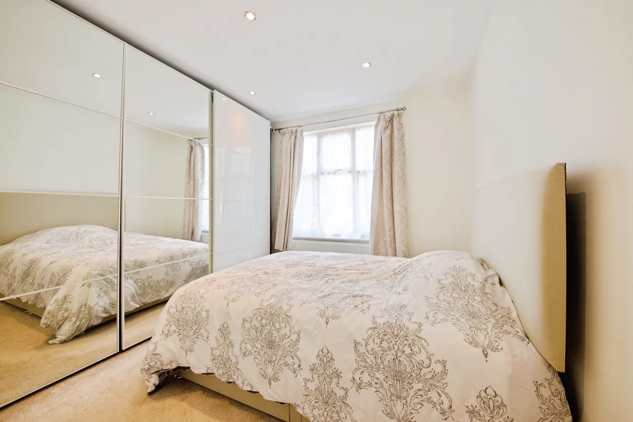 Winchester Road, London, N9, photo 7