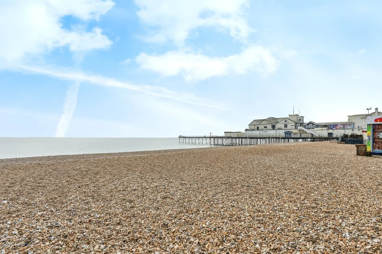 Lennox Street, Bognor Regis, photo 10