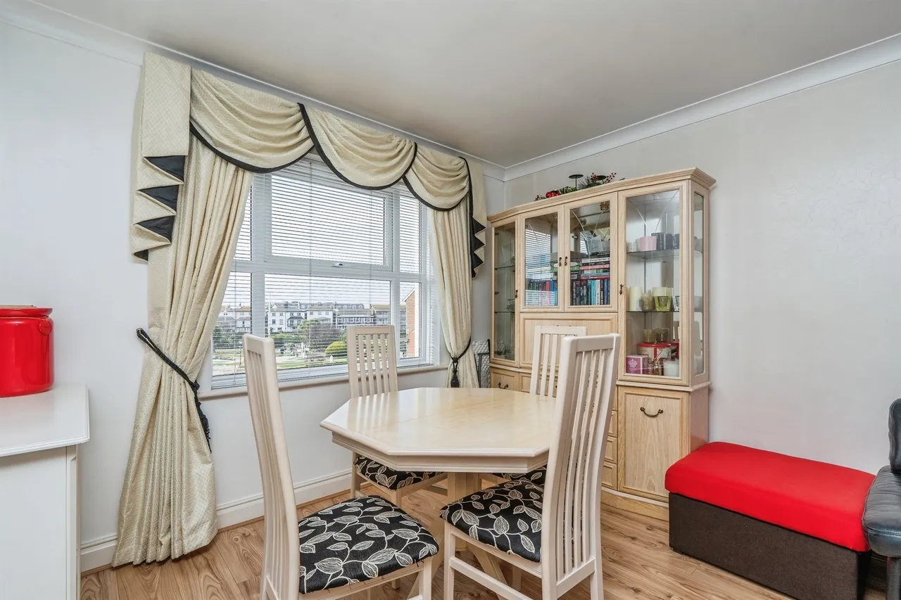 Lennox Street, Bognor Regis, photo 4
