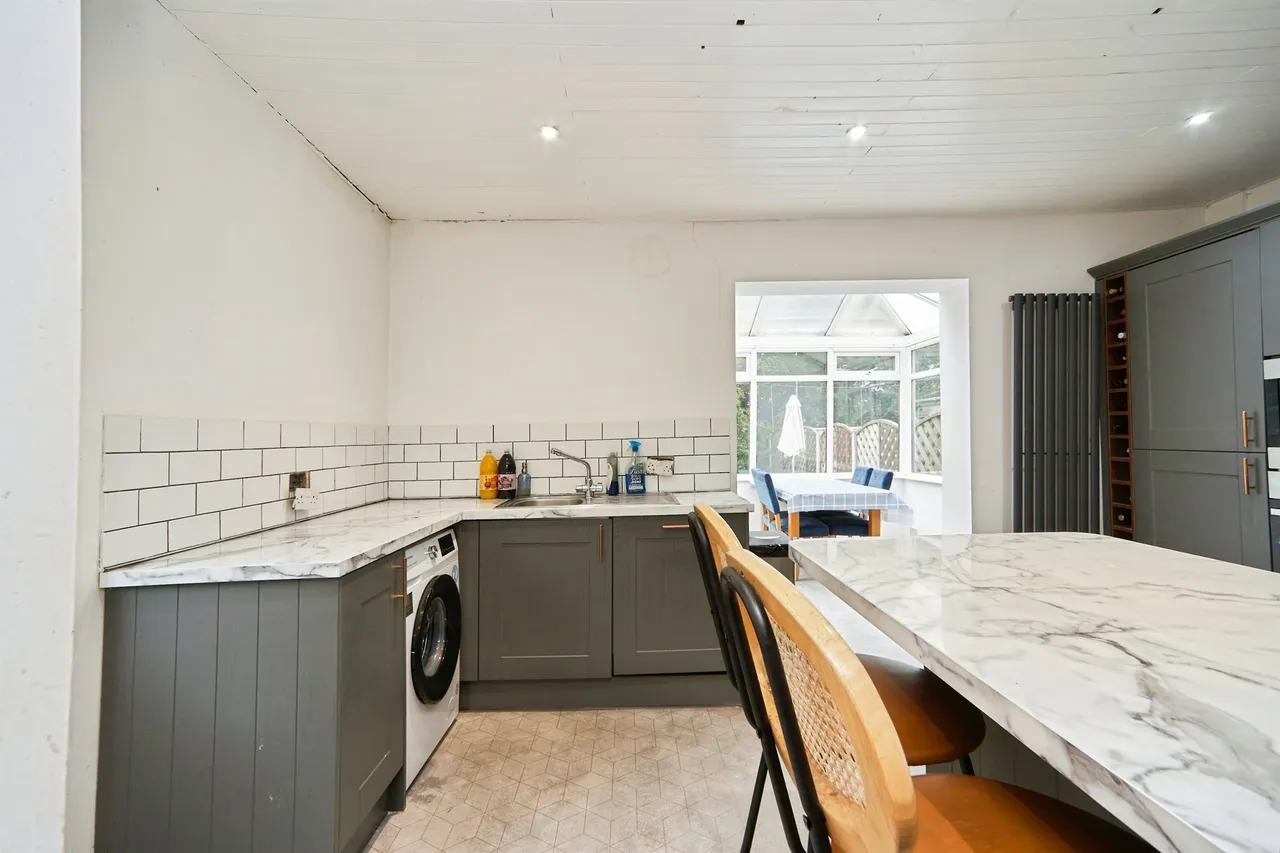 Owlcotes Drive, Pudsey, LS28, photo 4