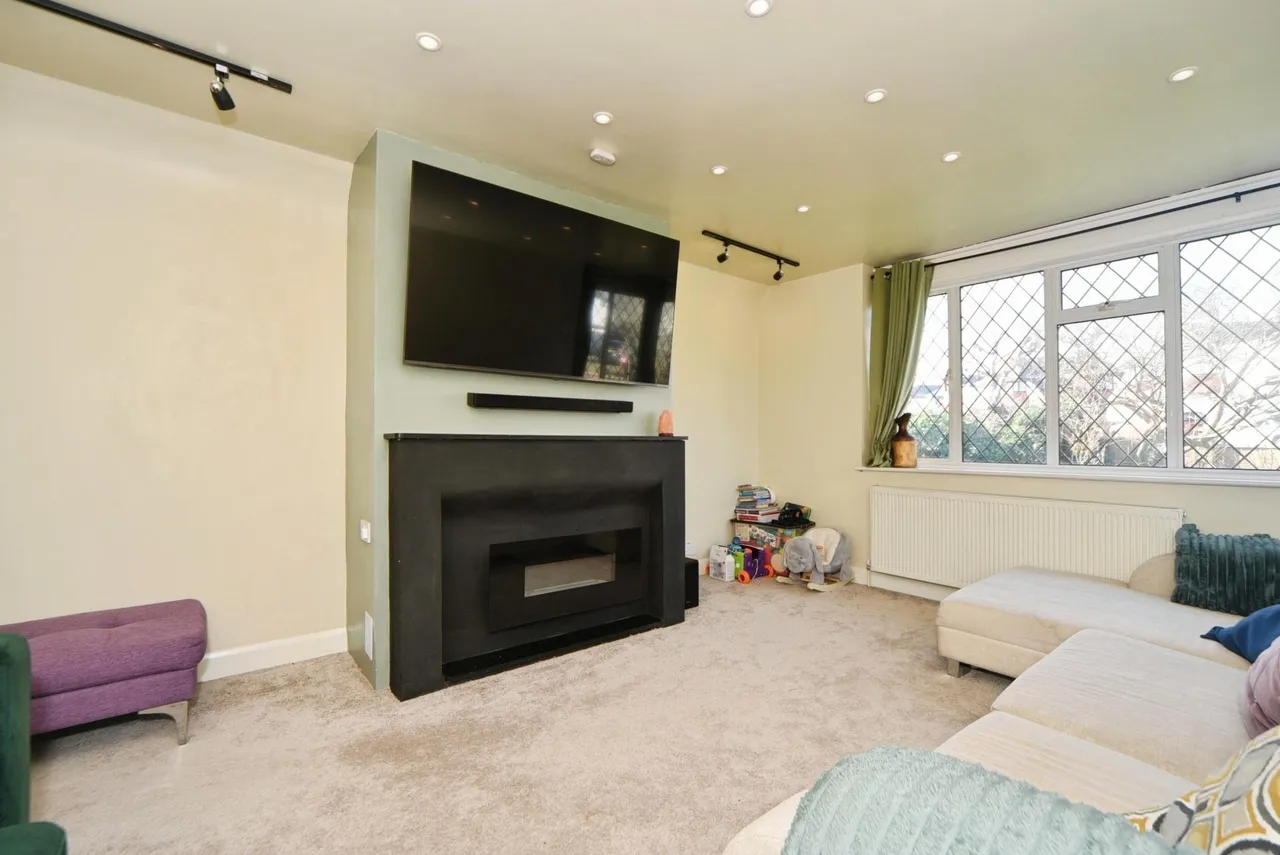 Kingsand Road, London, SE12, photo 10