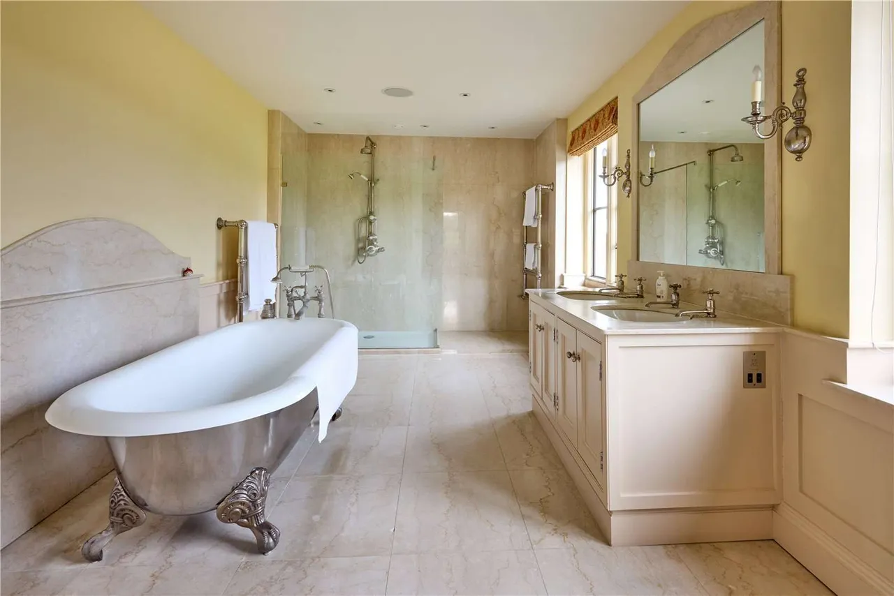 Wyck Rissington, Cheltenham, Gloucestershire, GL54 2PN, photo 12
