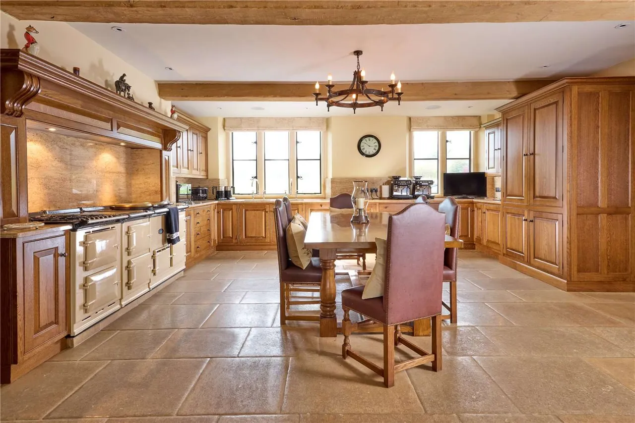 Wyck Rissington, Cheltenham, Gloucestershire, GL54 2PN, photo 6