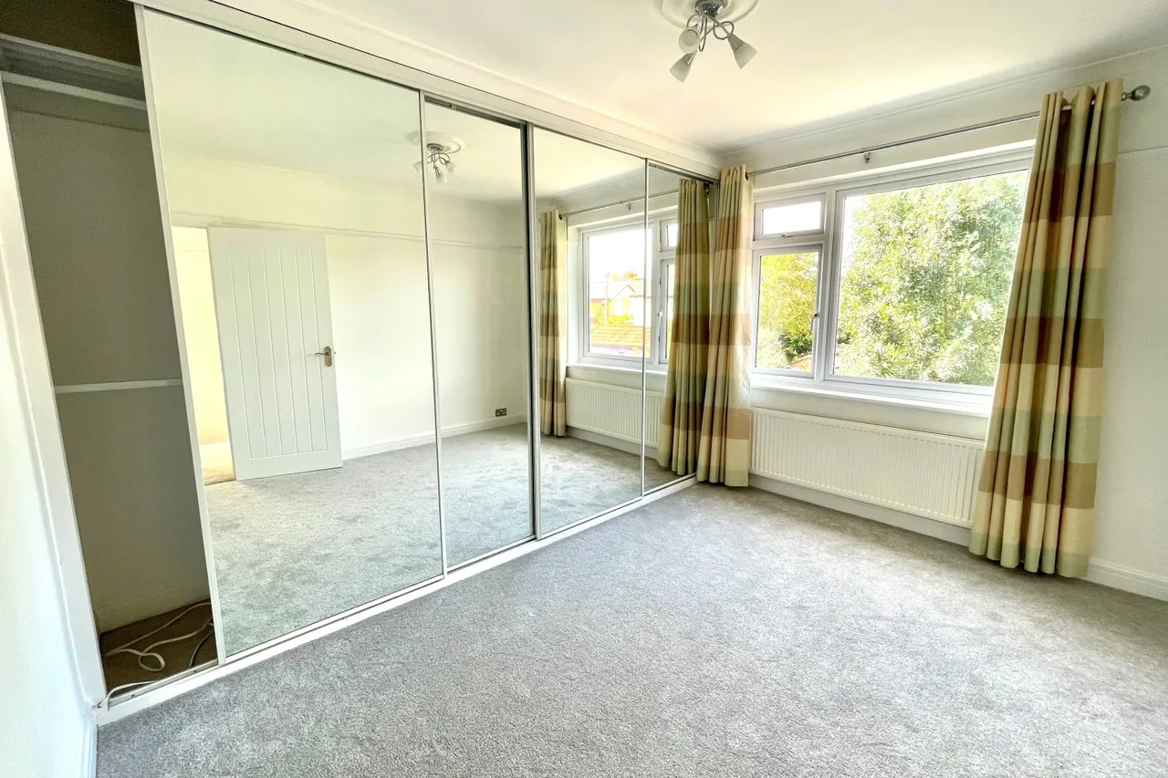 Crown Street, Surrey Egham, TW20, photo 7