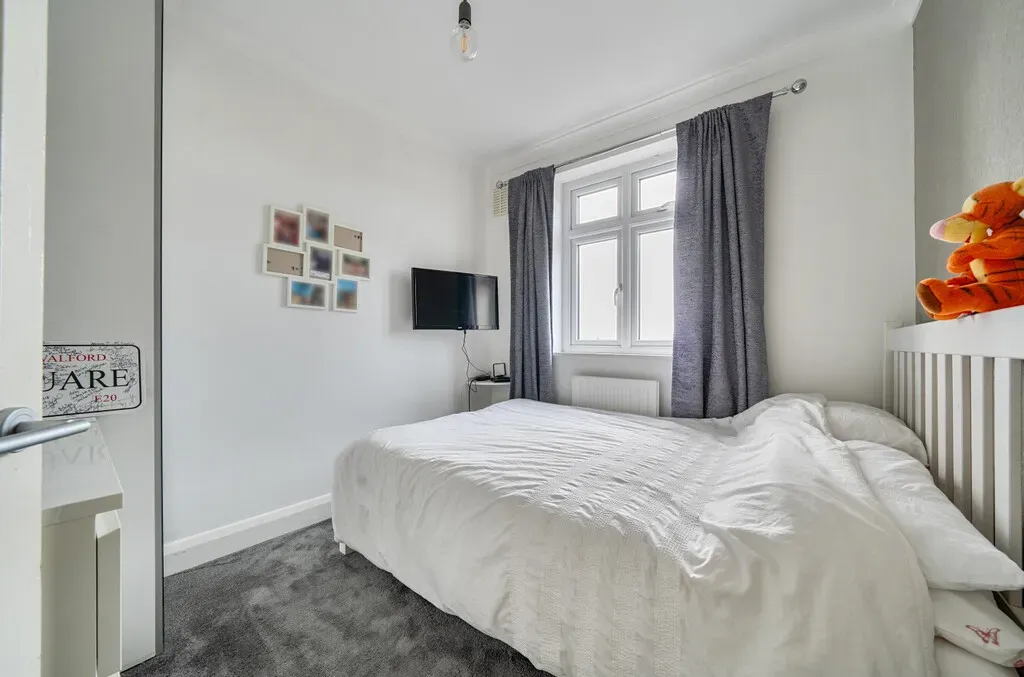 Yorkland Avenue, Welling, DA16, photo 11
