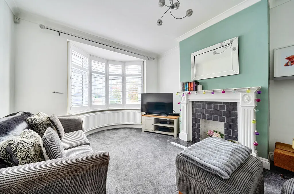 Yorkland Avenue, Welling, DA16, photo 2