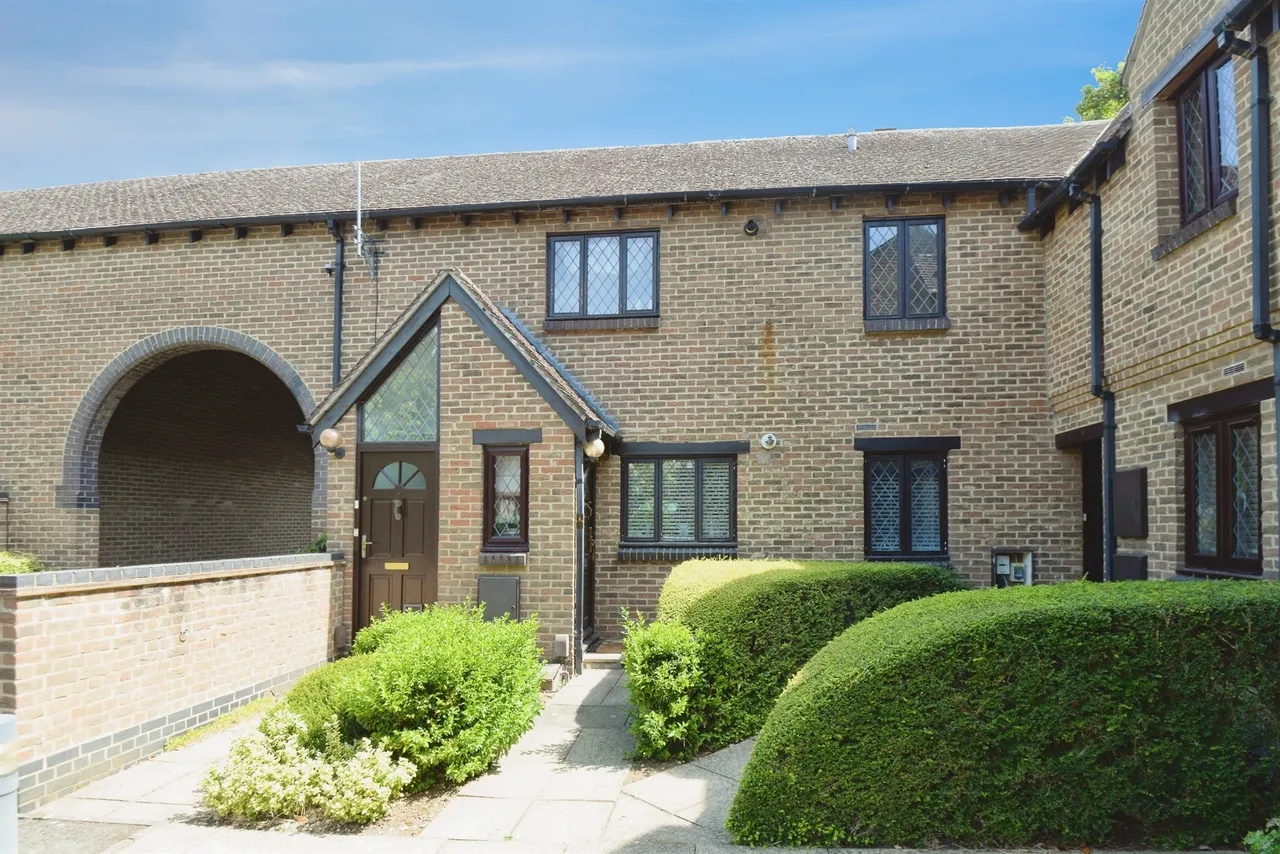 2 bed flat for sale — Hillsborough Road, Oxford