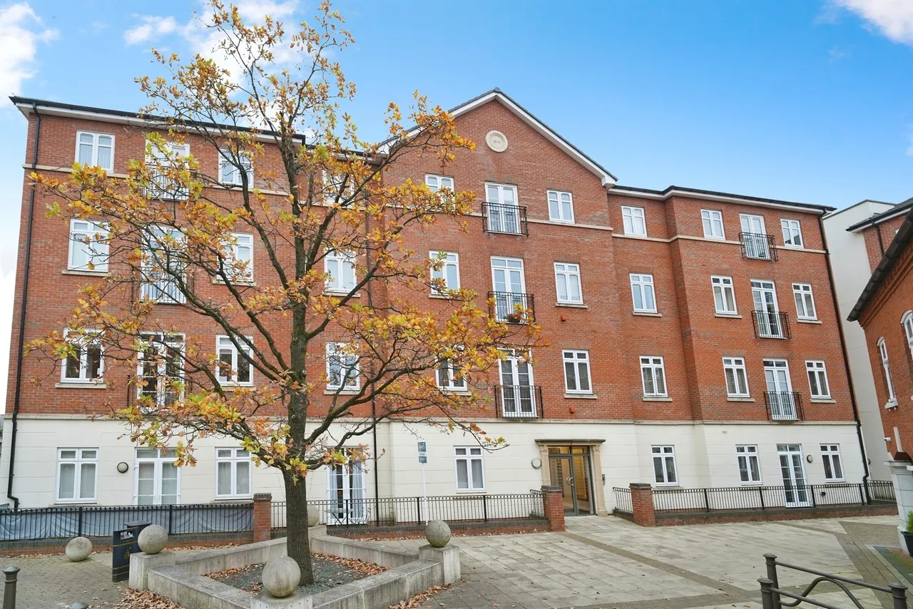 2 bed flat for sale, Gorcott Lane, Shirley, B90