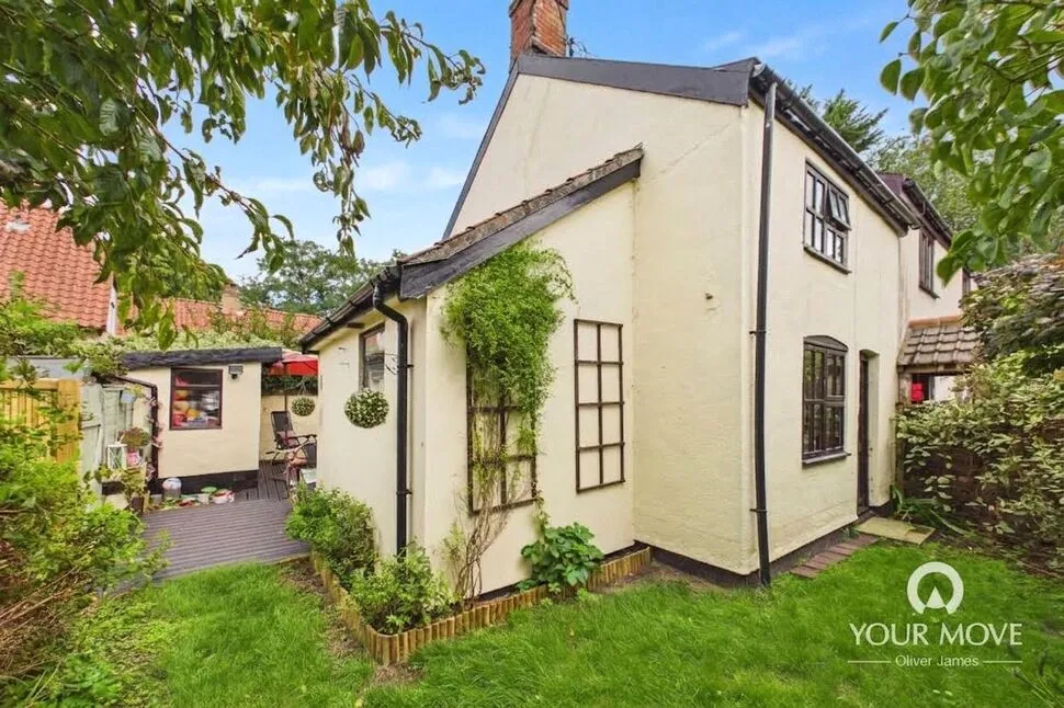 2 bed house for sale — Gills Close, Harleston, Norfolk, IP20