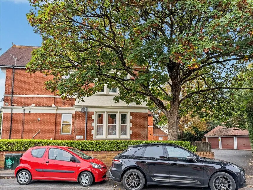 Percy Road, BH5, photo 13