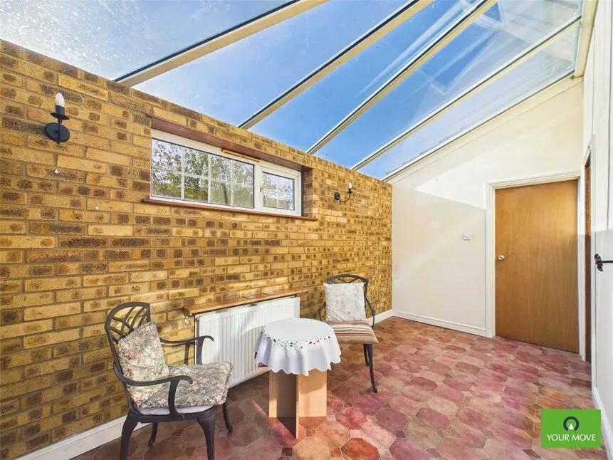 Stanley Close, Romford, RM2, photo 7