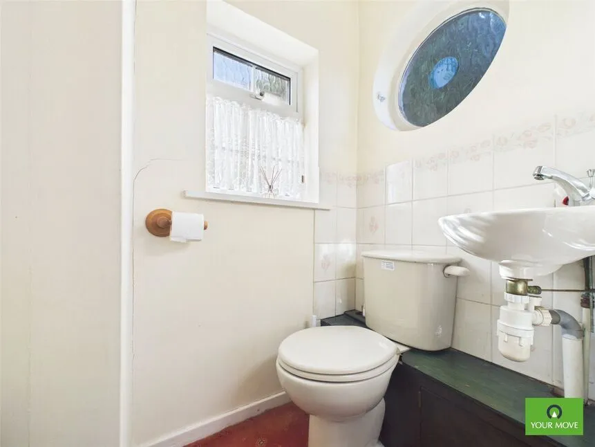 Stanley Close, Romford, RM2, photo 9