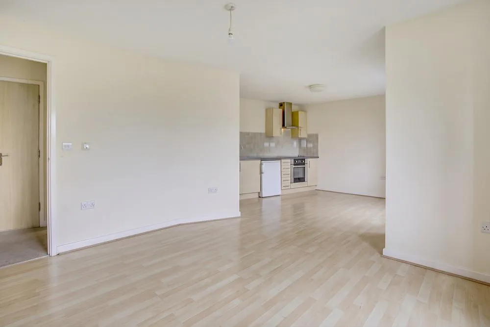 Kenton Road, Kenton, HA3, photo 8
