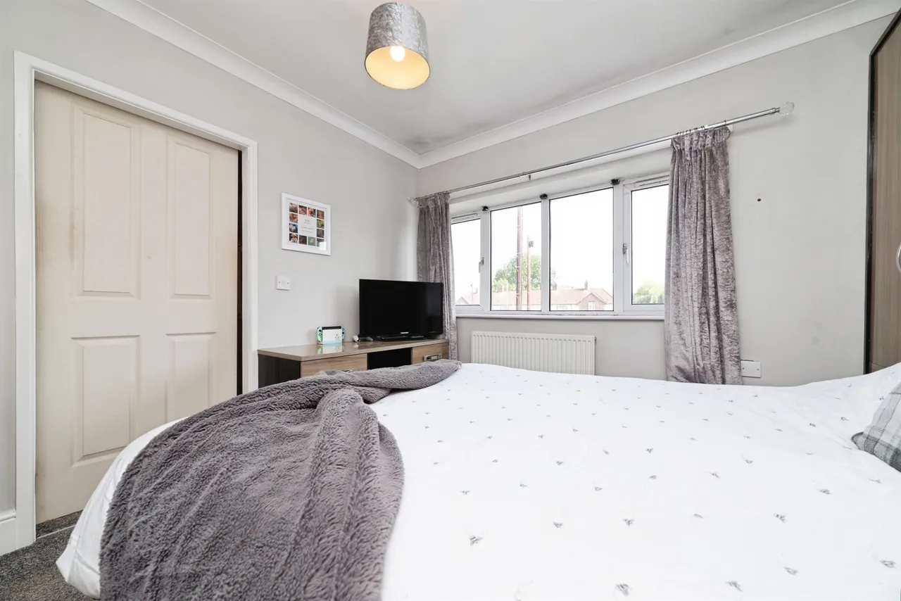 38th Avenue, HULL, photo 8