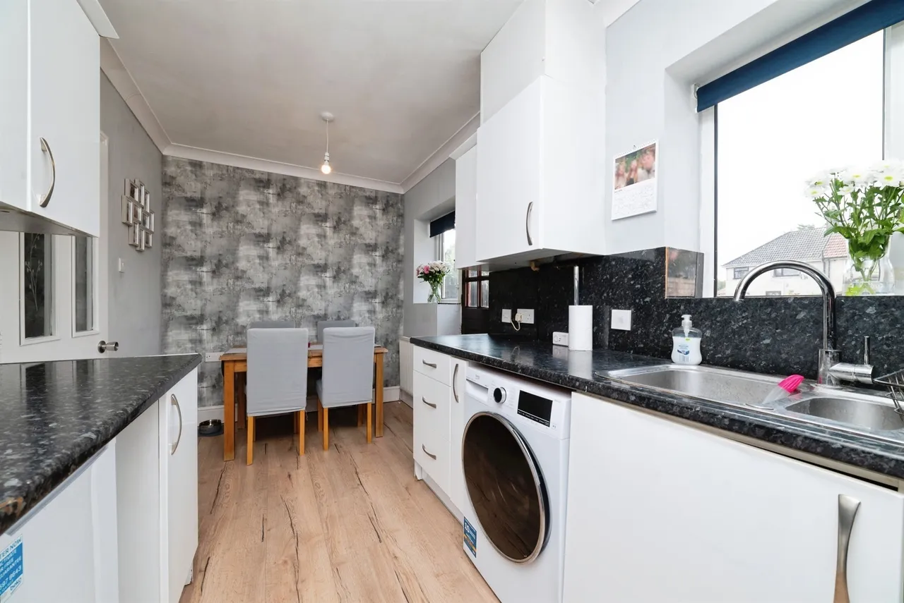 38th Avenue, HULL, photo 5