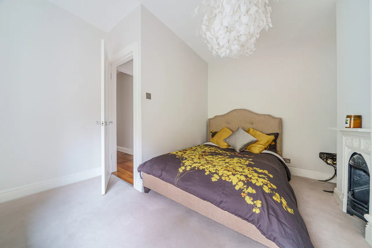 Haslemere Road, Brook, GU8, photo 11
