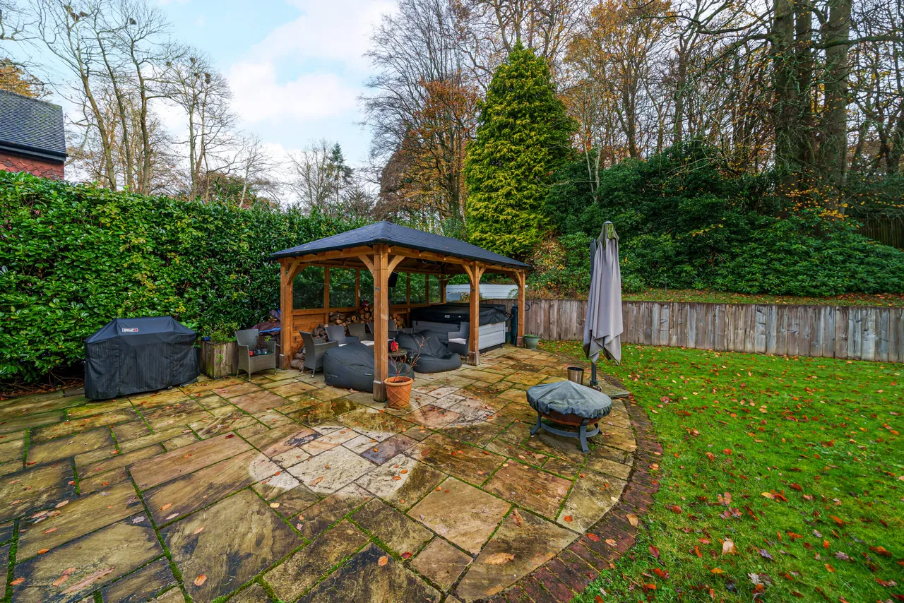 Haslemere Road, Brook, GU8, photo 16