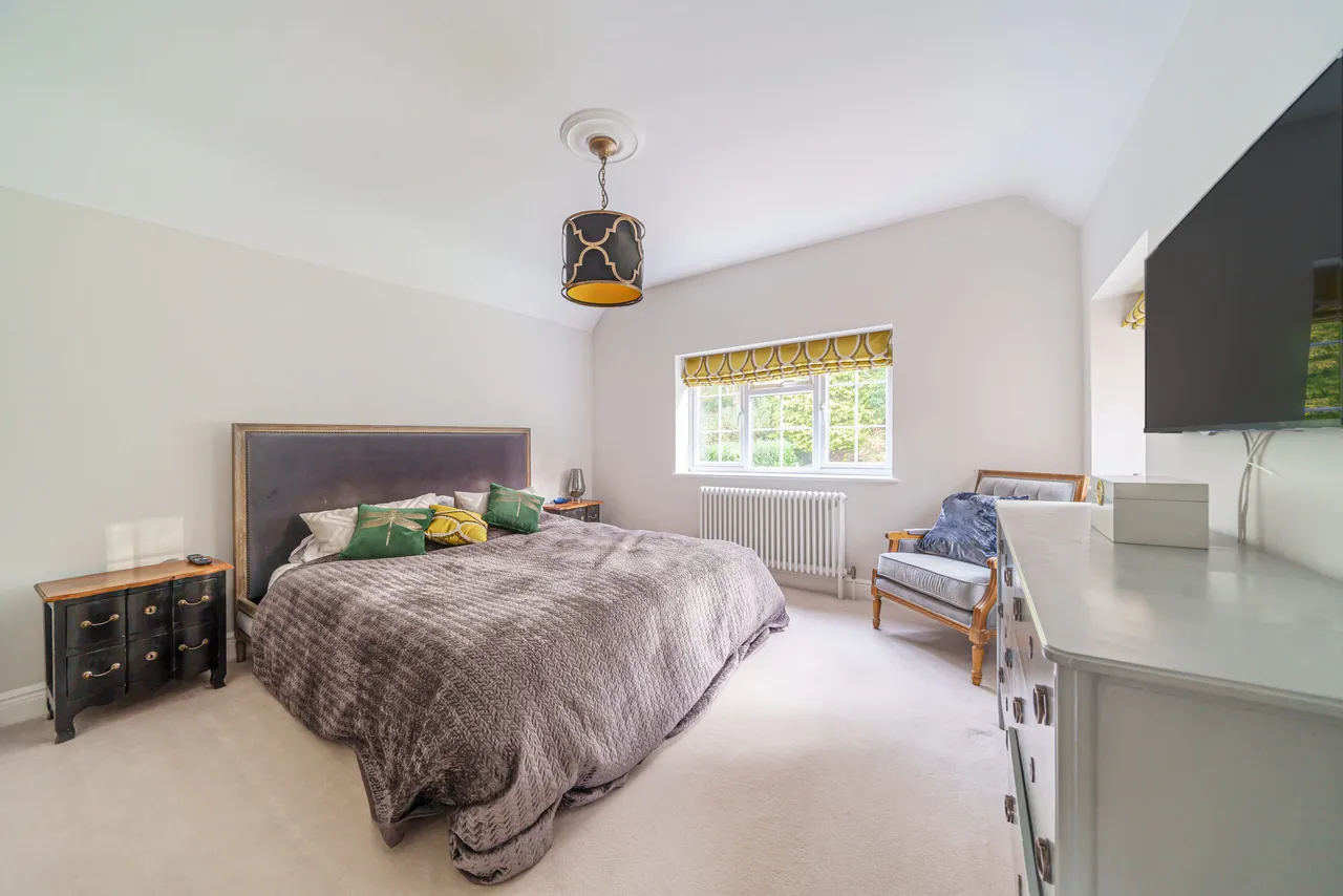 Haslemere Road, Brook, GU8, photo 9