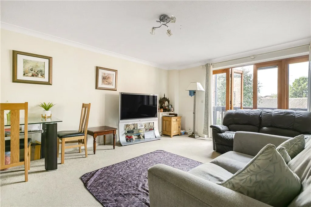 Moormede Crescent, Staines-upon-Thames, TW18, photo 8