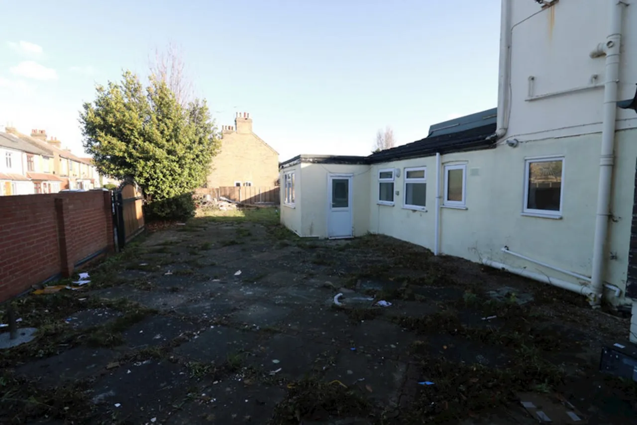 Walton Road, EN11, photo 12