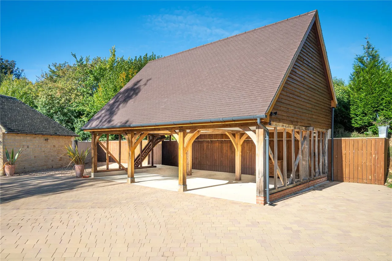 Woodstock Road, Charlbury, Chipping Norton, Oxfordshire, OX7 3ET, photo 4