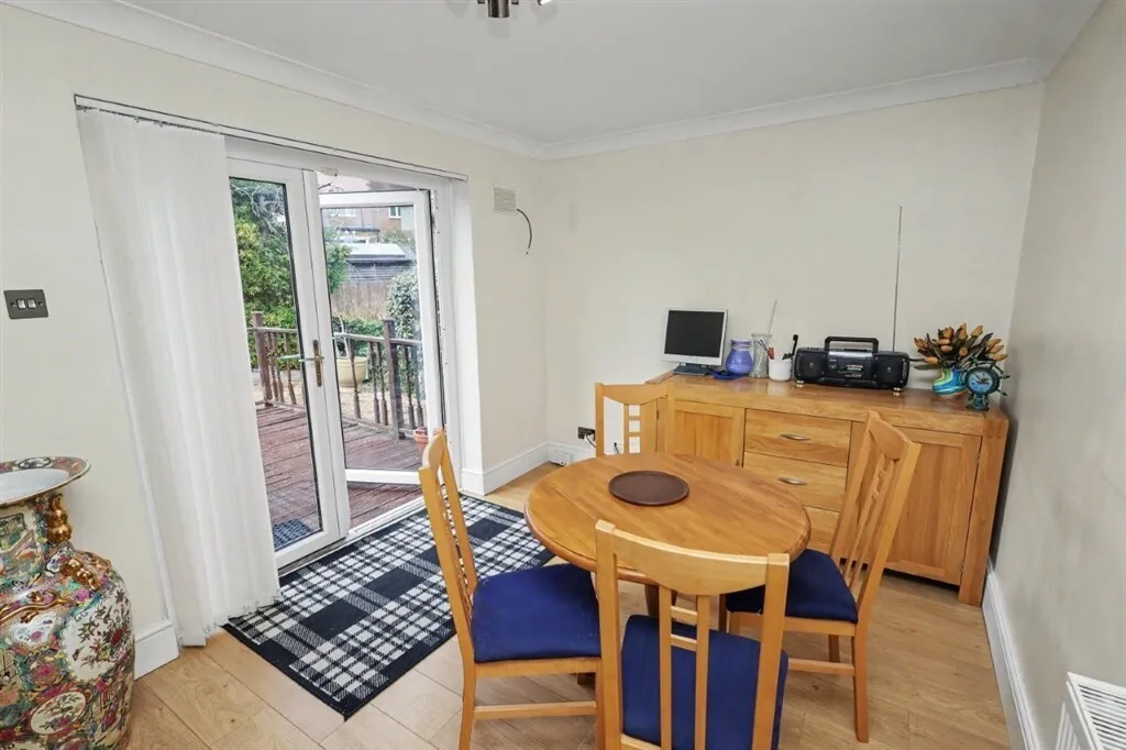 Stoneyfields Gardens, EDGWARE, photo 10